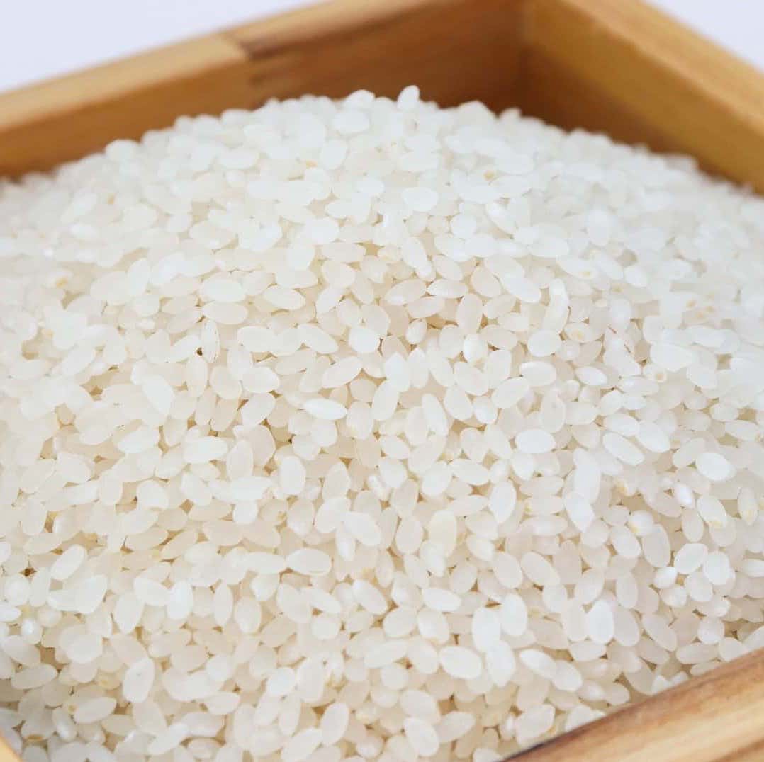 test ρυζιού για το μέγεθος των ενθεμάτων συλικόνης στην πλαστική στήθους